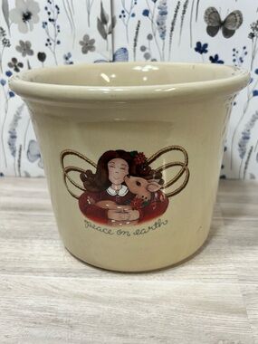 Vintage 2004 Home & Garden Party Peace on Earth Christmas Stoneware Crock USA